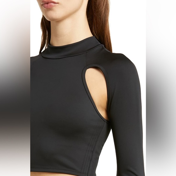 Alo Airlift Cutout Crop Top, NEW - Picture 4 of 12